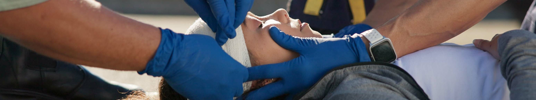 CertificationPublic-Trust_EMT-head-trauma-patient.jpg